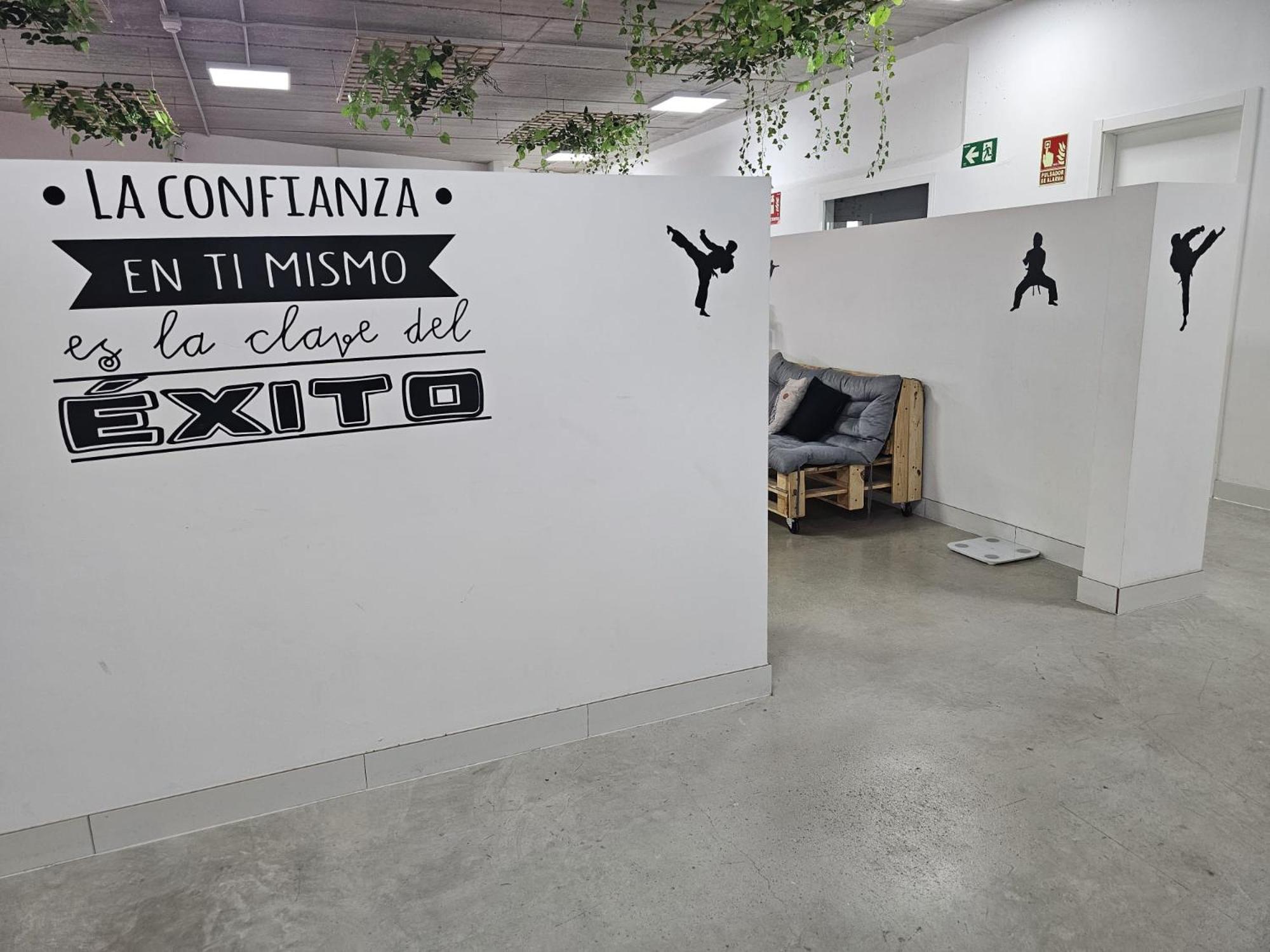 Hostal Kaizen La Nucia Luaran gambar